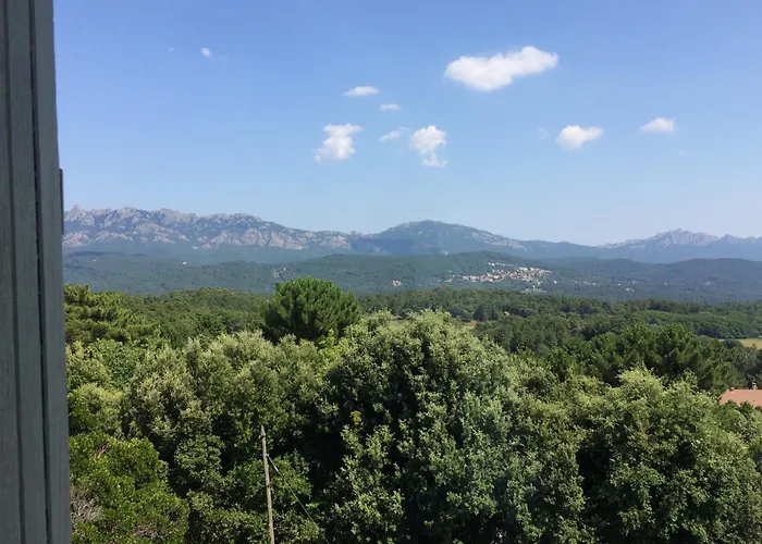 Mountain Corse Odyssée Pensión